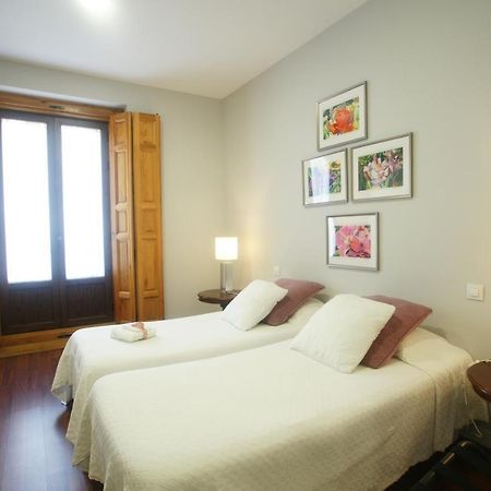 Apartamento Al Lado De Gran Via - Pink Madrid Bagian luar foto