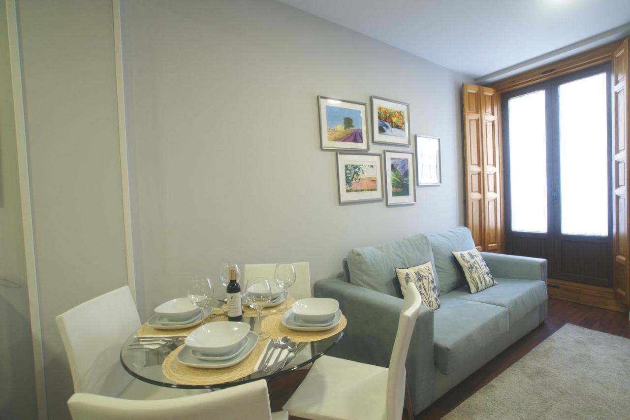 Apartamento Al Lado De Gran Via - Pink Madrid Bagian luar foto