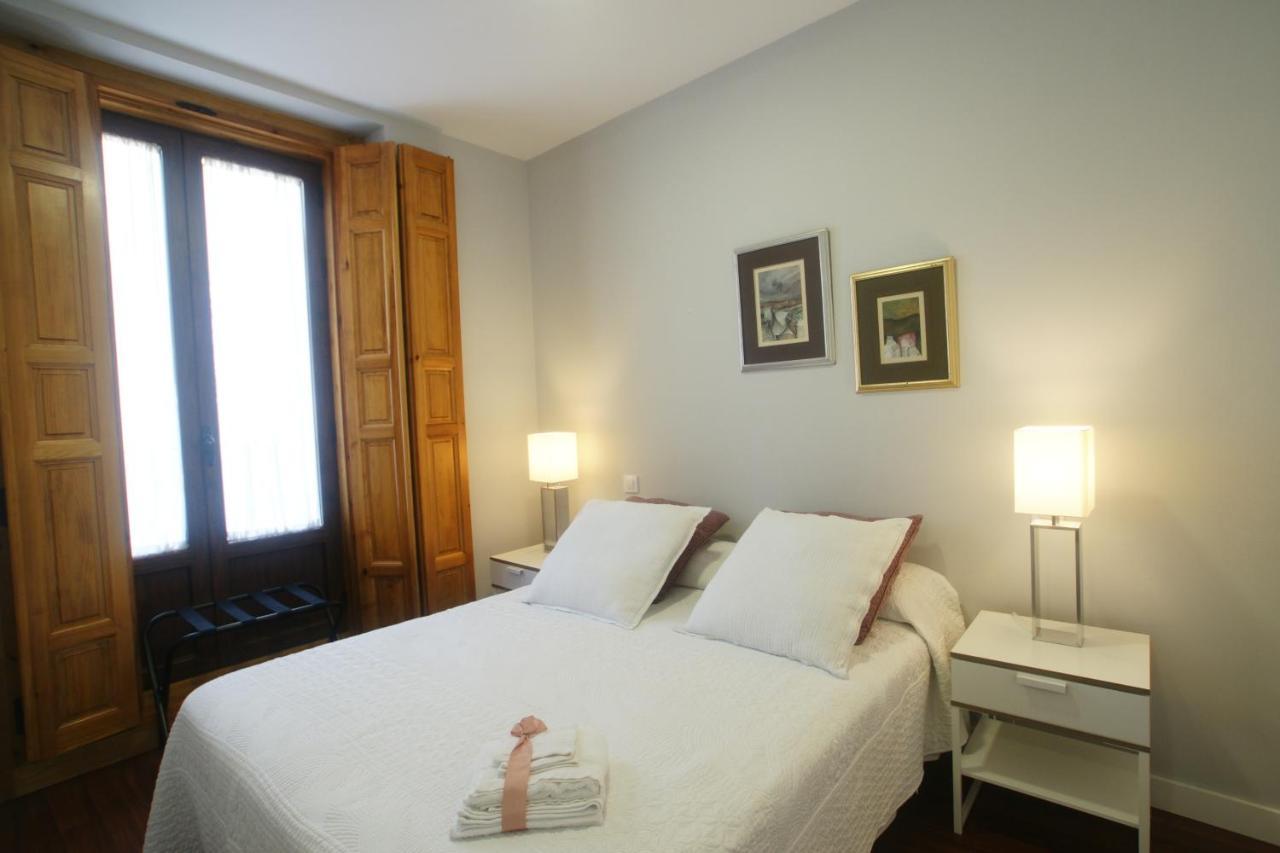 Apartamento Al Lado De Gran Via - Pink Madrid Bagian luar foto