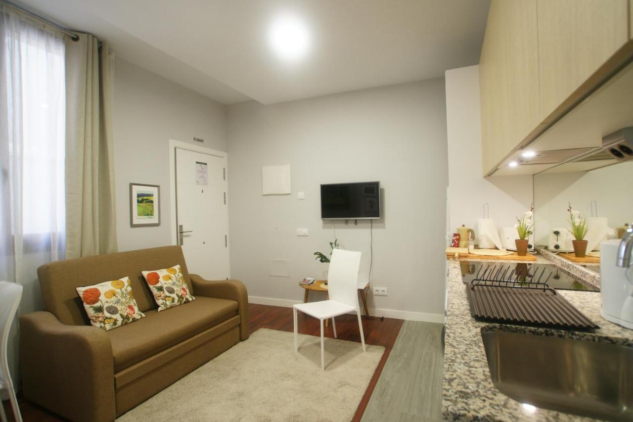 Apartamento Al Lado De Gran Via - Pink Madrid Bagian luar foto