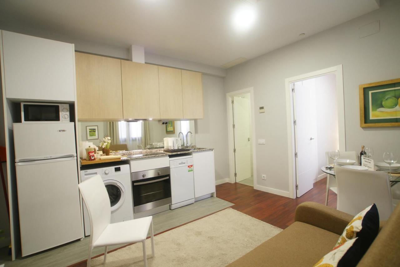 Apartamento Al Lado De Gran Via - Pink Madrid Bagian luar foto