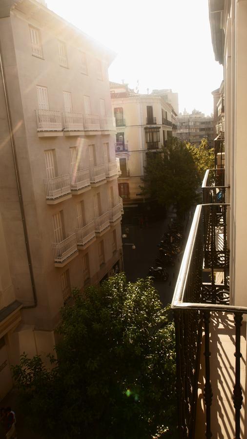 Apartamento Al Lado De Gran Via - Pink Madrid Bagian luar foto
